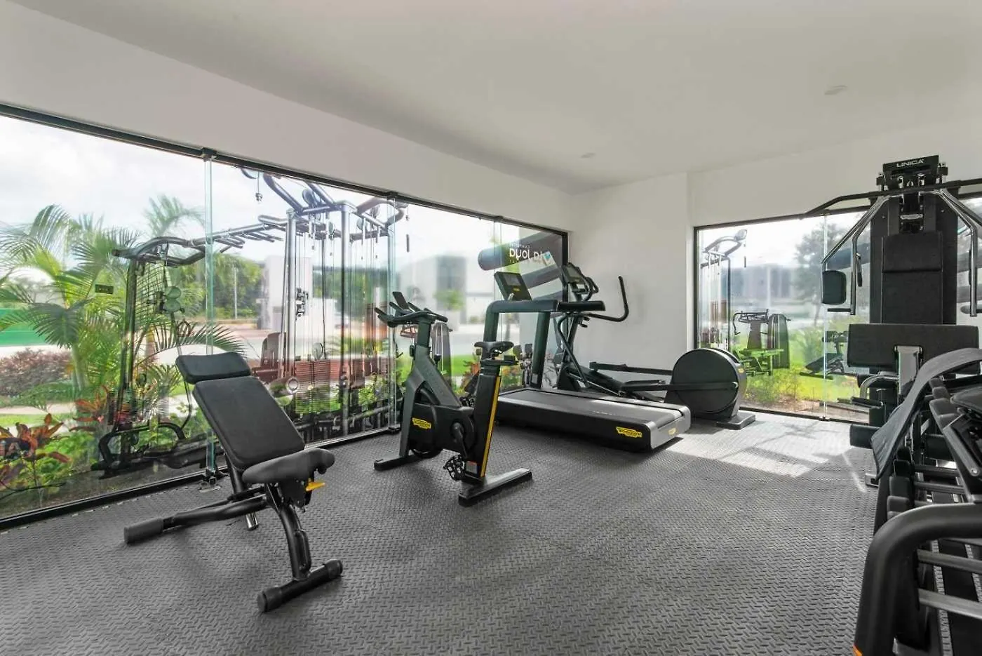 Perfect Resort Style House Playa del Carmen